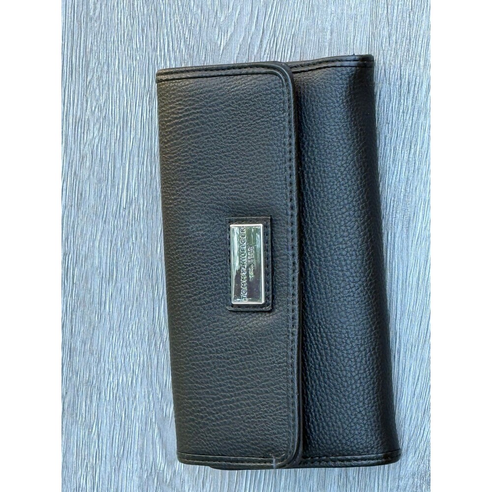 Tommy Hilfiger Black Pebbled Leather Trifold Wallet
